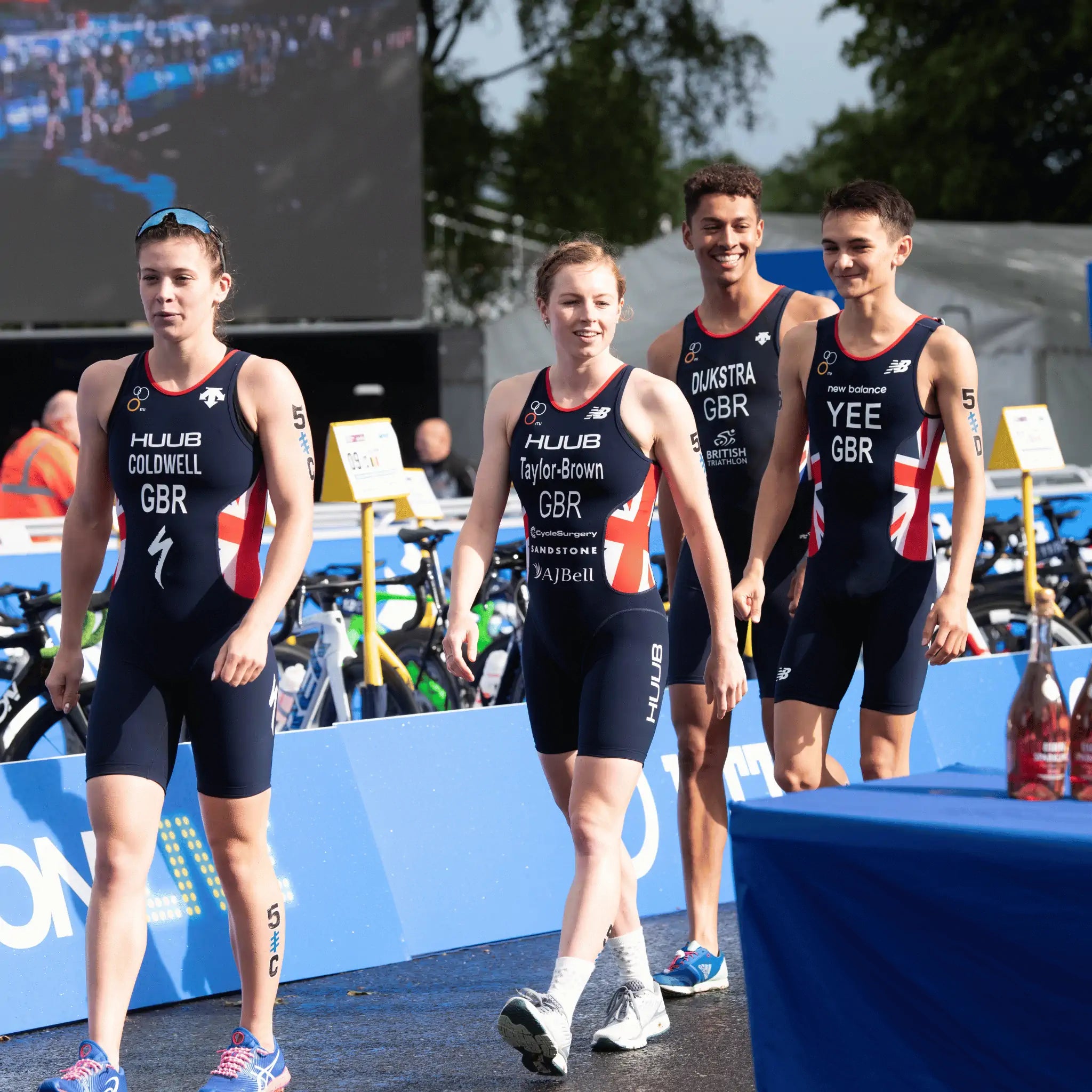 The Great Britain Triathlon team, partners of Pelotan sports sunscreen.