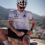 Pelotan Athlete Gustav Iden applies Pelotan’s SPF30 Performance Sunscreen